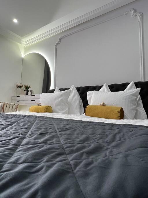Traum Wohnung Mit Kingsize-Bett Graz Exteriör bild
